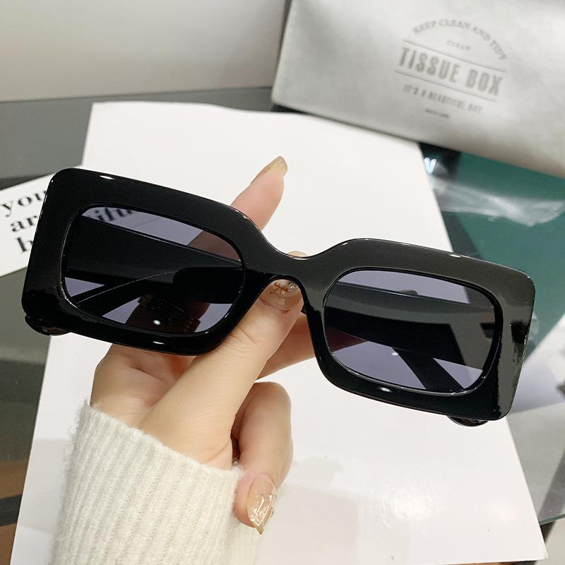 New Vintage Square Sunglasses Women Men Brand Rectangle Sun Glasses Female Oval Eyewear Oculos De Sol for Male Female Eyeglasses