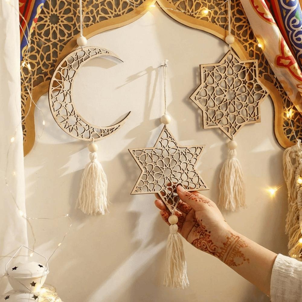 Hollowed-out Moon Star Hollow Mesh Wall Decor Handmade Wooden Handicraft Pendant  Home Decoration