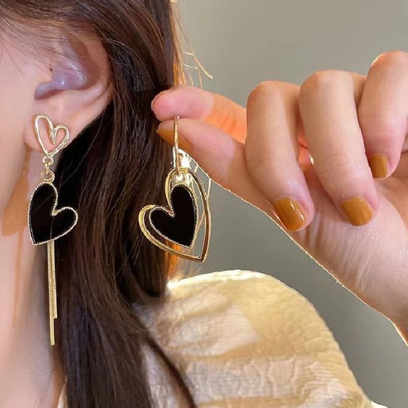 Korean Asymmetric Hollow Black Heart Dangle Earrings For Women Temperament Exaggerated Drop Earrings Party Jewelry Gift