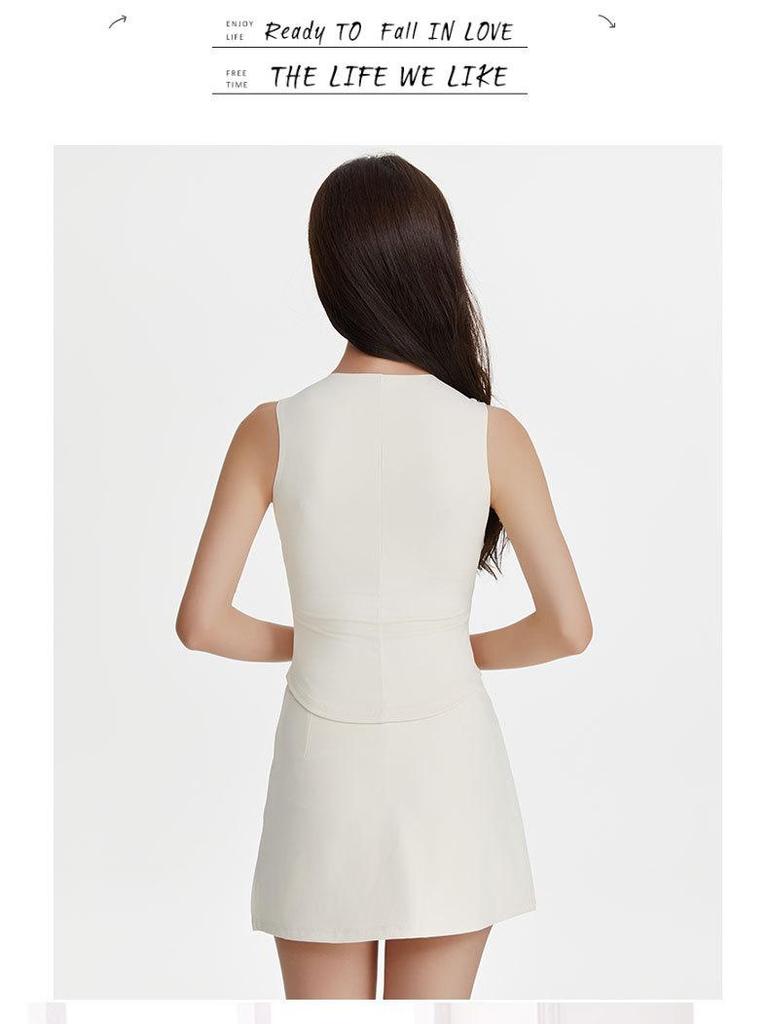 2025 Trendy Women's Sportswear Set: Summer Slimming Vest & High Waist Pocketed Skirt