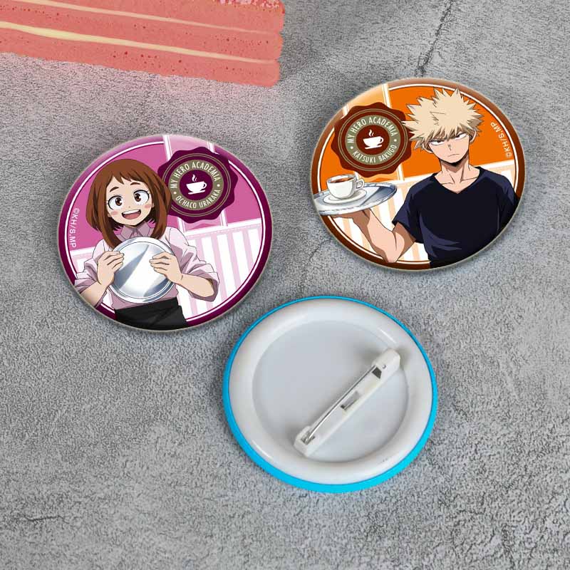 32/44/58MM Personaj Anime All Might Midoriya Izuku Todoroki Shoto Bakugou Katsuki Insignă drăguță de desene animate Broșe din tablă lucrate manual Cadouri