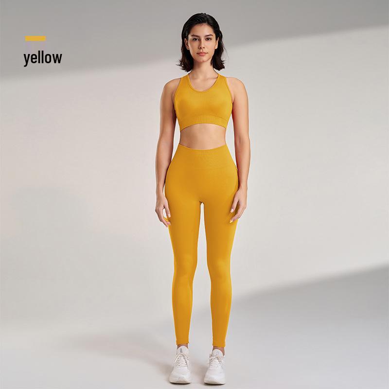 

Женский осенне-зимний быстросохнущий комплект для йоги и фитнеса Fuyao: Спортивный бюстгальтер и леггинсы для бега Small жёлтый