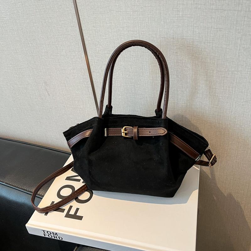 

Autumn and winter niche suede bag women s new versatile messenger bag fashion handbag small bag