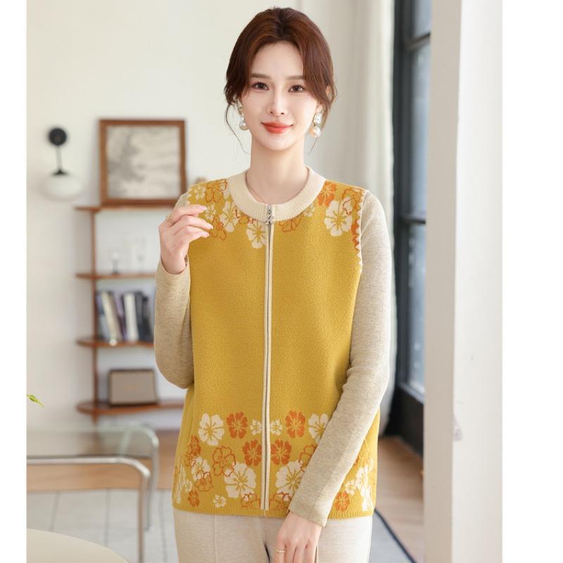 New Fashion Short Jacket Zipper Sweater Mom Spring Wear Middle-aged Femininity Cardigan Large Size Top