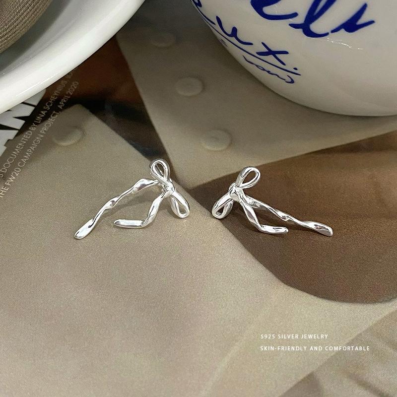 Милые атласные серьги-бантики для женщин, легкие роскошные серьги в девчачьем стиле