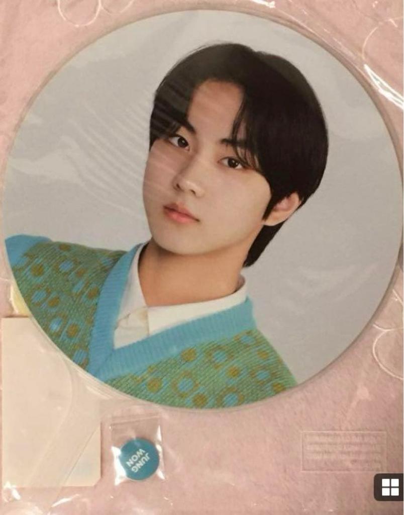 [USED] ENHYPEN Jungwon fan