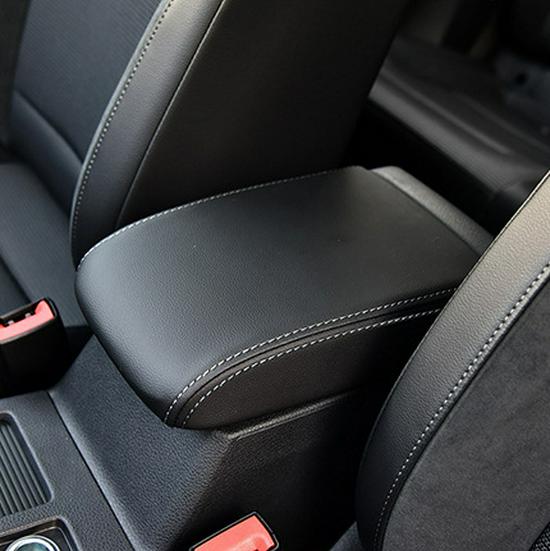 Kryt loketní opěrky pro Golf modely 09-20: Prémiová supervláknová kůže, ochrana odolná proti opotřebení