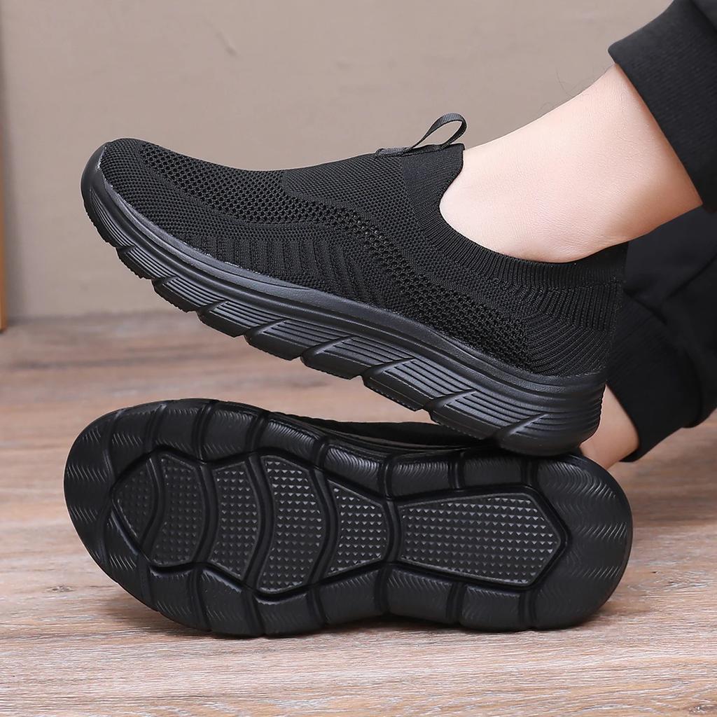 Mens Walking Shoes Lightweight Breathe Casual Mesh Running Shoes Slip On Fashion Tennis Sneakers Comfort Gym Workout Trainers
