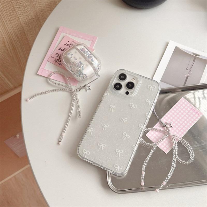 Elegant Keychain with Heart Pendant Fashionable and Practical Bead Bowknot Keyring Key Charm for Bag Decoration