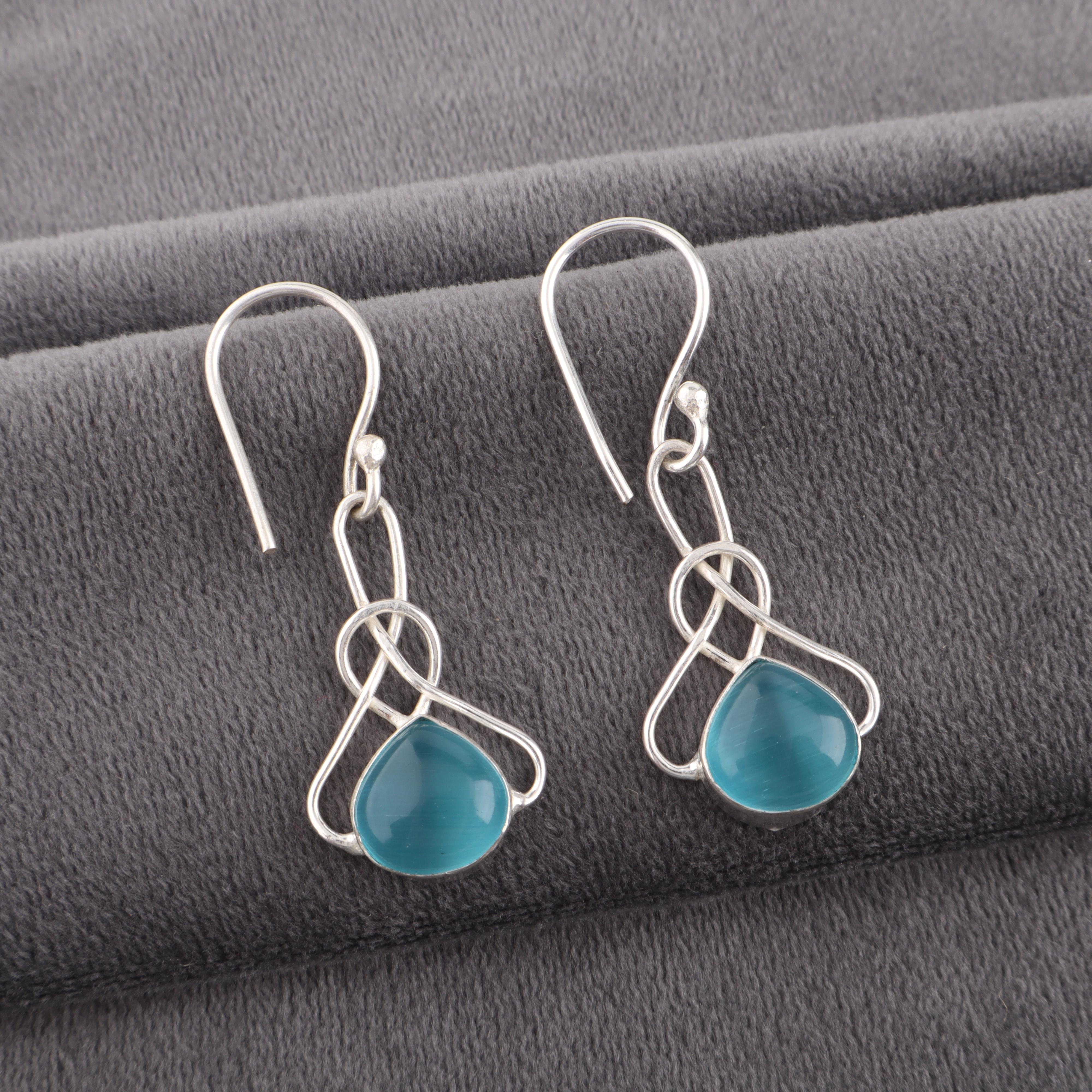 

Серьги с камнем «кошачий глаз» синего цвета, Ювелирные серьги из стерлингового серебра 925 пробы, Серьги ручной работы, Балансирующие ювелирные украшения, Подарок для женщин 1.50 inches синий