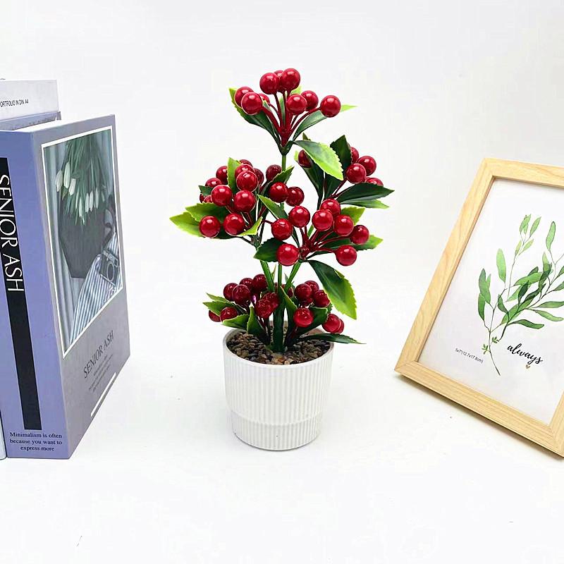 Potted Simulated Berry Plant Artificial Green Plant With Stone Decoration