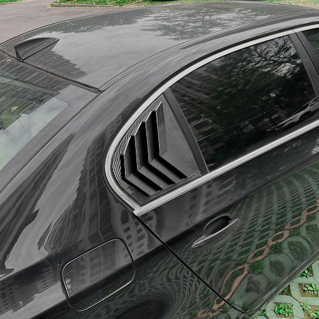 Auto-Heckscheiben-Louver-Abdeckung für BMW 5er E60 2004-2010 Seiten-Heckscheiben-Lüftungsgitter-Spoiler-Abdeckungen