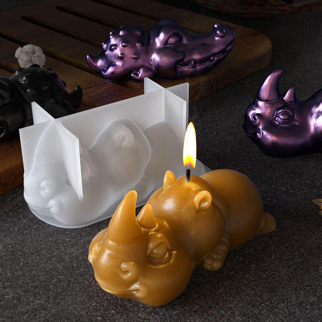 Poppy Crystal Epoxy Mold: Crocodile & Rhinoceros Figurines for DIY Scented Candles