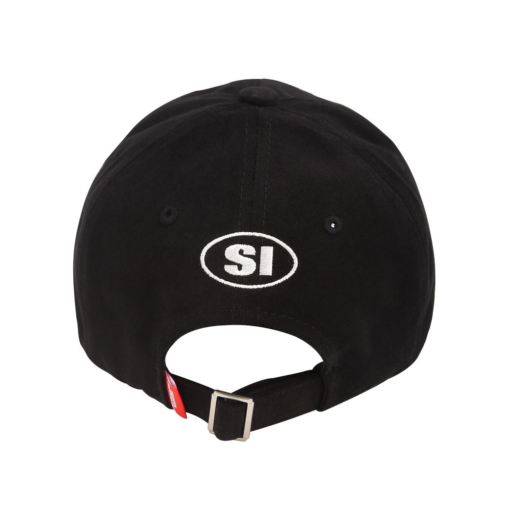 SPORTS ILLUSTRATED Stacked Logo Wappen Ball Cap (Black)