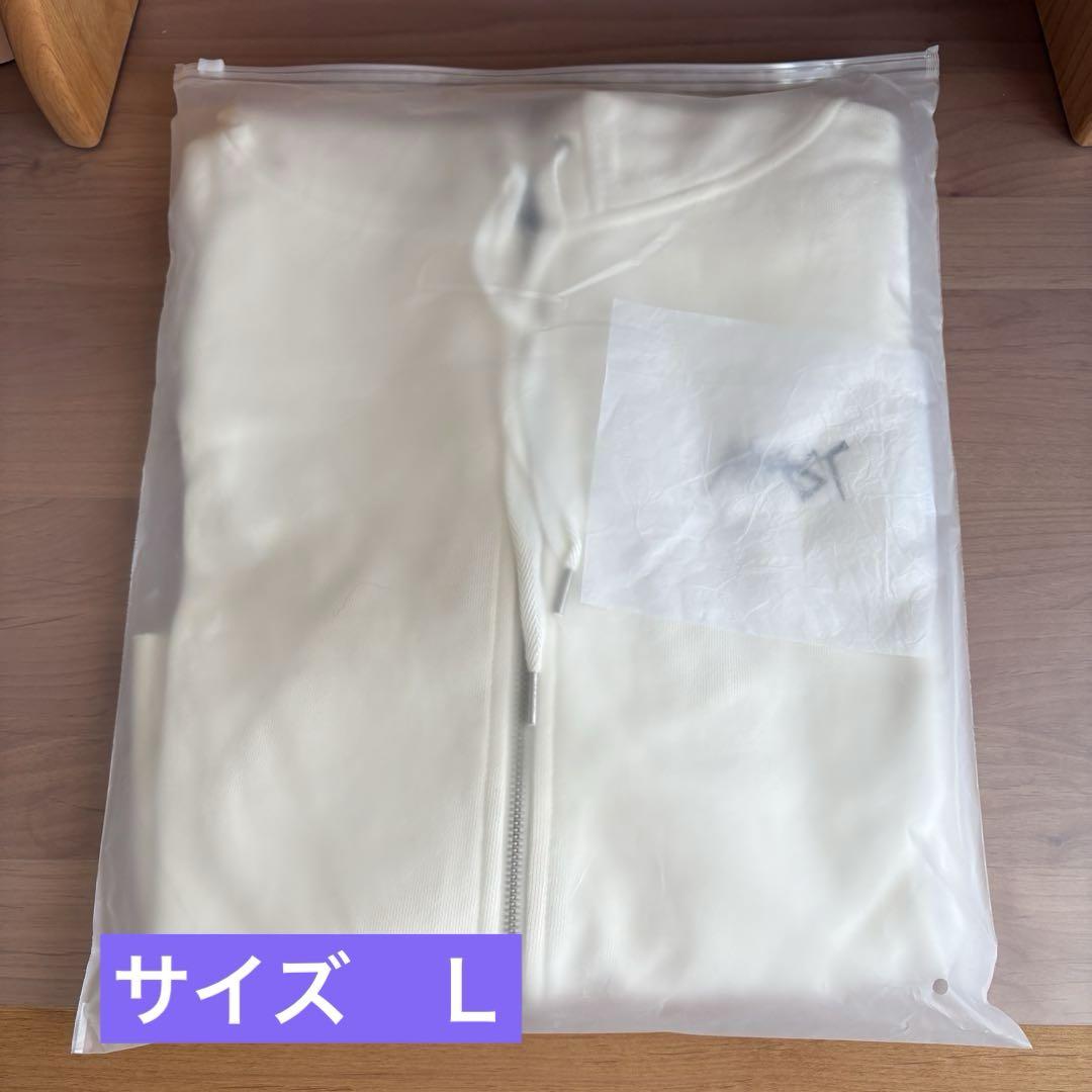 

[Б/У] Толстовка BTS JUNG KOOK Artist-Made, Размер L, Белая