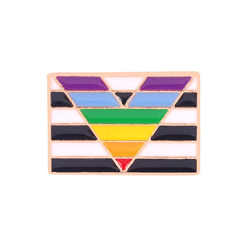 

Creative Heart Shaped Rainbow Brooch Stylish Alloy Enamel Pin For Fashionable Personalization XZ5371
