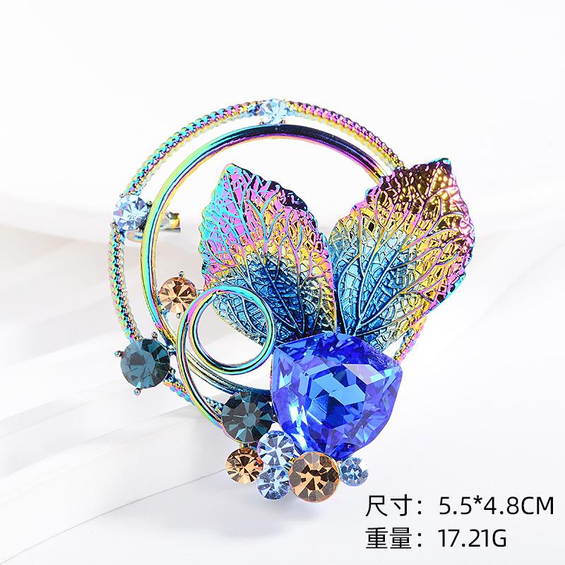 

Серия цветного покрытия Design Sense Популярная брошь для свитера и костюма Женский шелковый шарф Пряжка Булавка Color Sense Корсаж