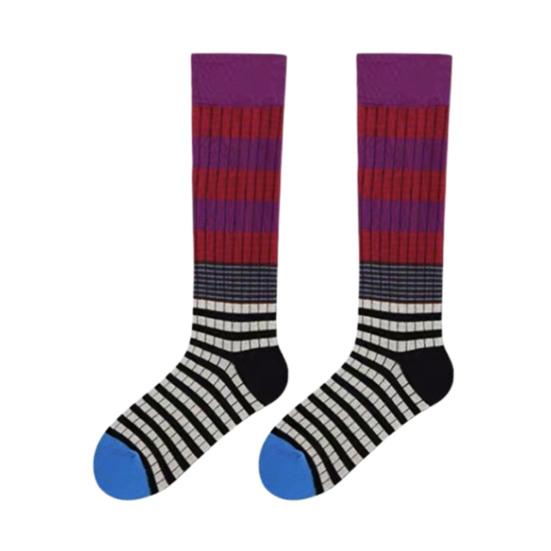Gestreifte Kniestrümpfe Damen Retro Bunte Kniestrümpfe Dehnbar Atmungsaktiv Lässige Socken zum Rollschuhlaufen Laufen Sportliche Aktivitäten Tägliches Tragen