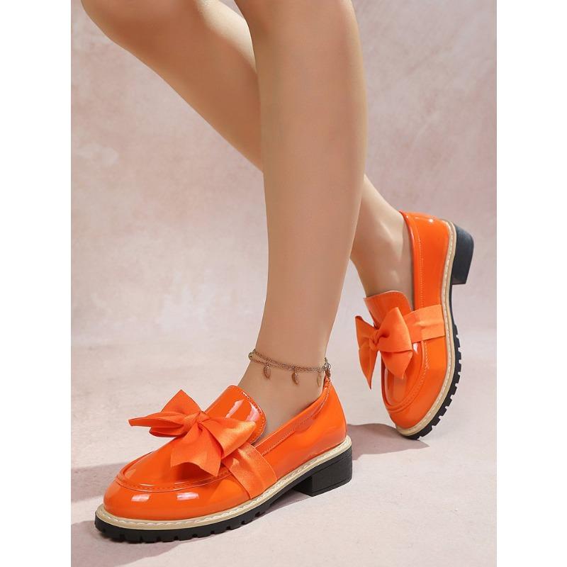 Damen Übergröße Britischer Stil Lackleder Loafers Neue Herbst Schleife Mittelhoch Blockabsatz Schuhe