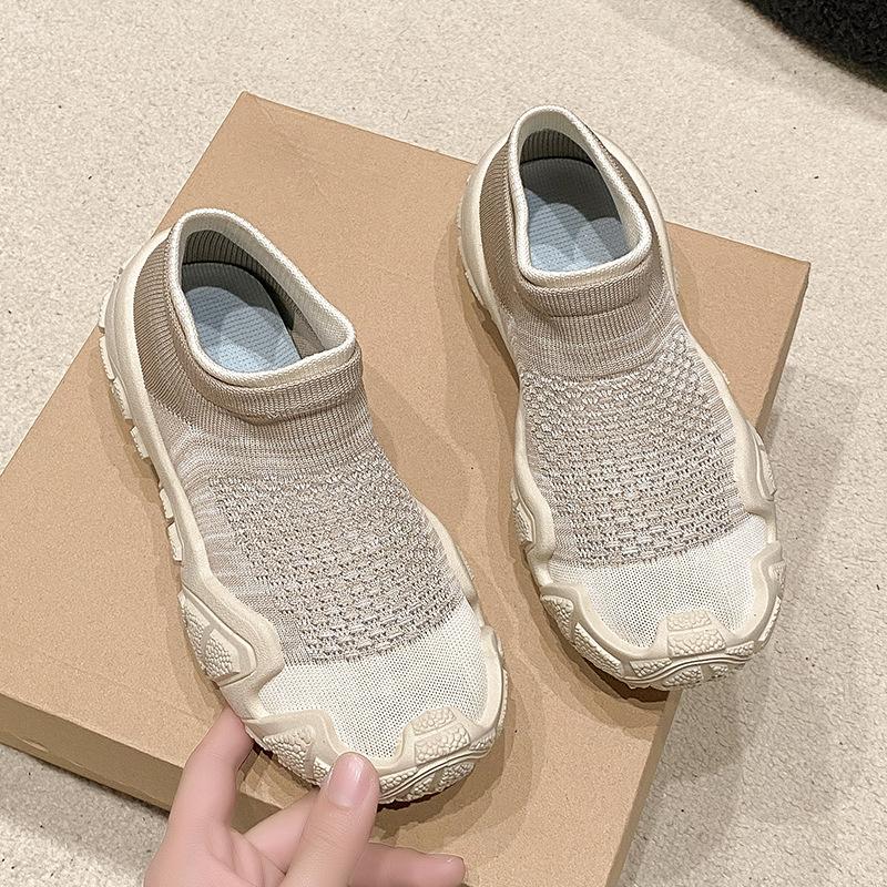 

Новые летние сетчатые дышащие модные дышащие легкие сетчатые повседневные туфли тонкая мягкая подошва легкие универсальные кроссовки для бега 40 покинуть белый