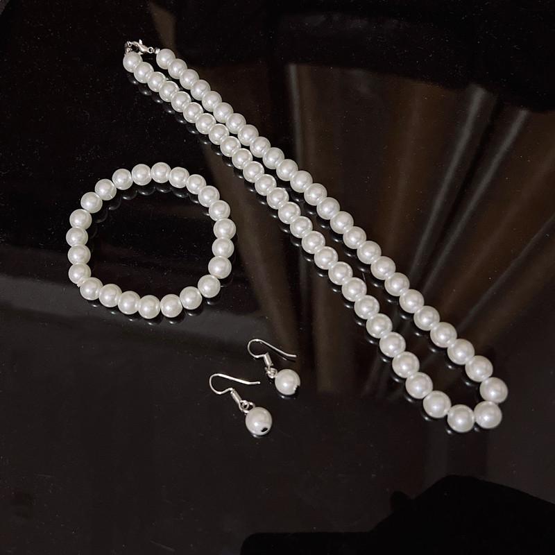 ins style pearl set necklace stud earrings bracelet simple and exquisite daily versatile light luxury girls accessories