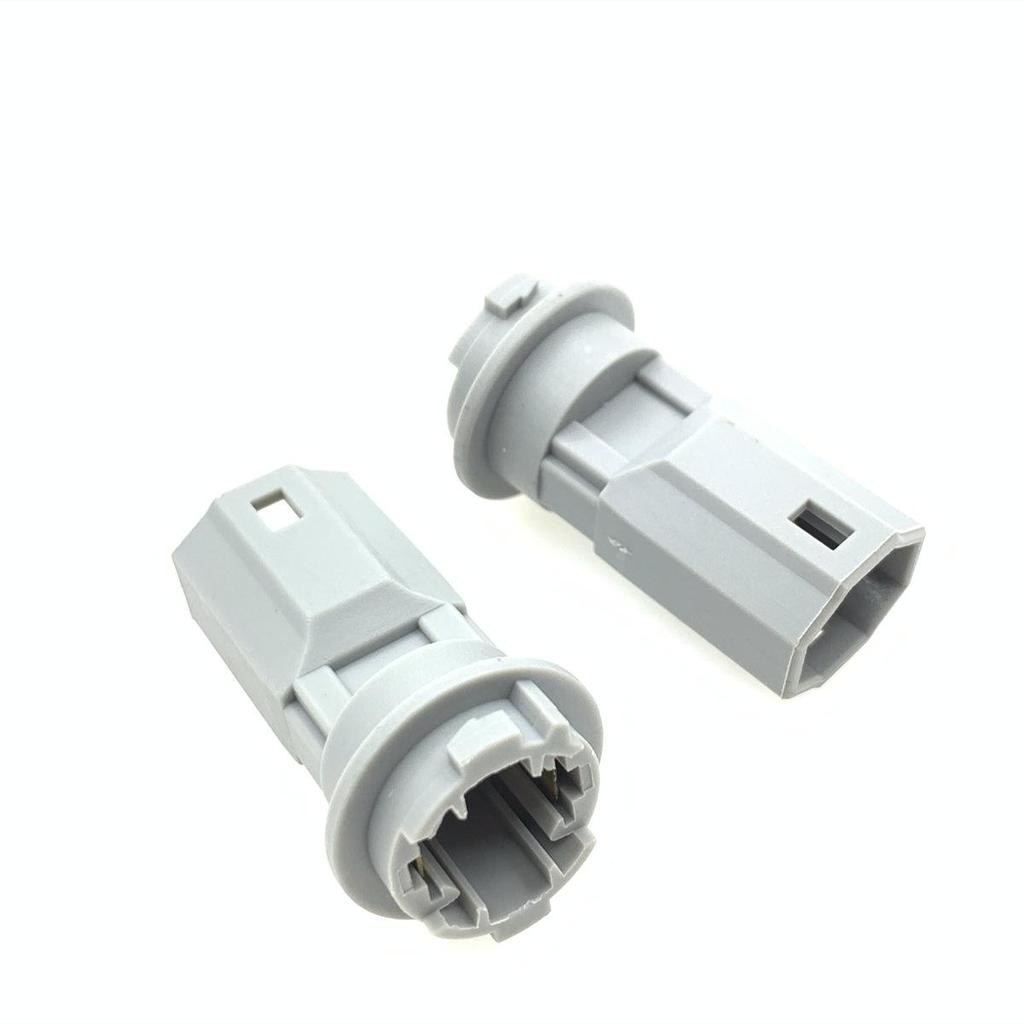 Lamp Holder Socket for Turn Signal, Headlight, Brake Light (Part No. 90075-99011 / 84930XA010)