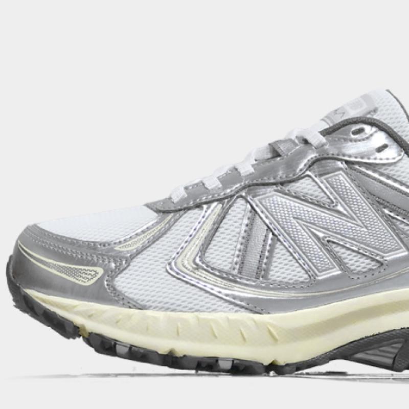 New Balance Sneakers 410v5 White 2e Wide Mt410km5