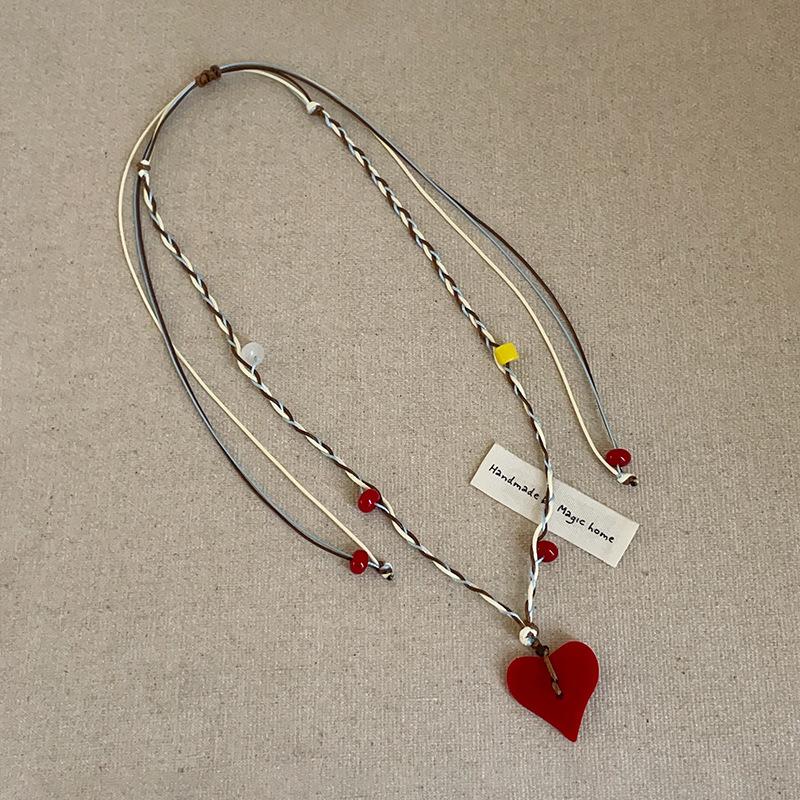 

Красная смоляная подвеска «Любовь» сплетенная веревка ожерелье для женщин осень и зима милая мода универсальная цепочка на шею цепочка на свитер