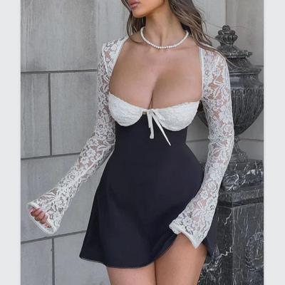 Europäisches & Amerikanisches Sexy Spitzen Mini Kleid mit Eckigem Ausschnitt und Rückenfrei für Damen.