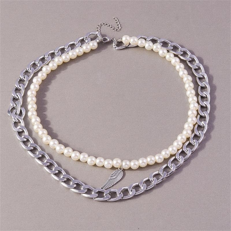 Double Feathers Retro Styles Feathers Necklace Adjustable Chain and Pearls Detail Casual to Formal Wear