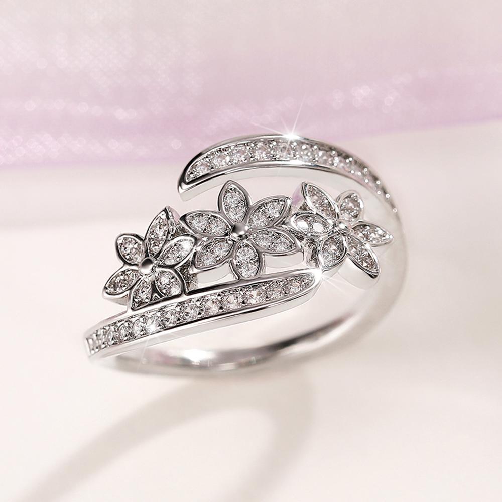Delicate Flower Opening Adjustable Ring Female Engagement Jewelry with Dazzling Zirconia Silver Color Accessories Gift
