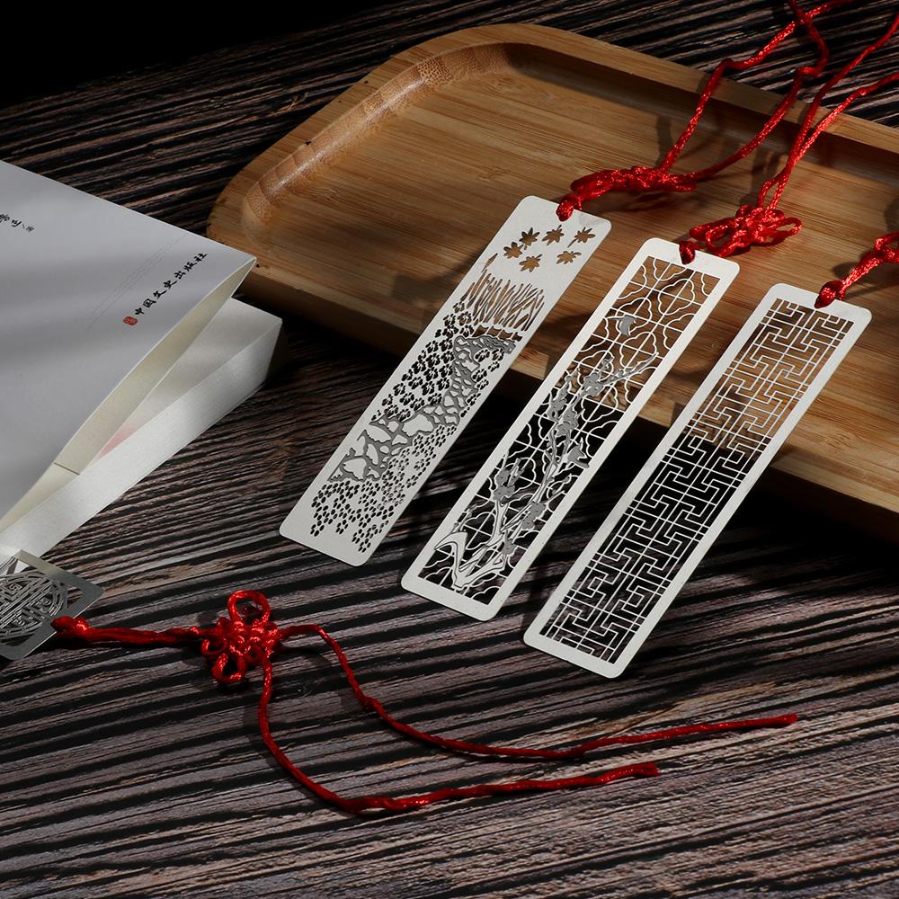 Metal Hollow Bookmarks Chinese Style Red Knot Creative Book Clip Stainless Steel Pagination Mark Calligraphy Painting Kids Gift