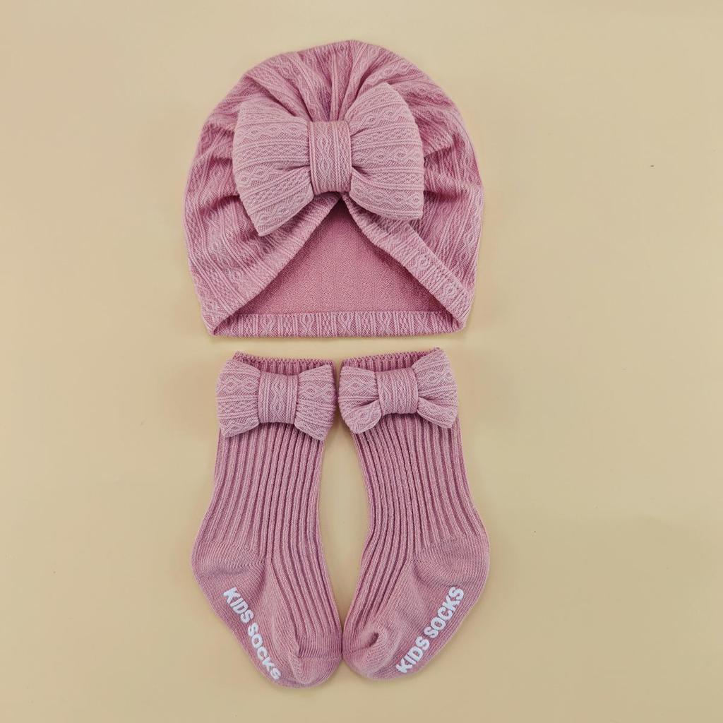 Spring & Autumn Baby Hat and Sock Set with Bow - Newborn Turban and Headband Style