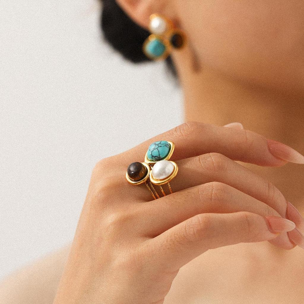 Stainless Steel Natural Stone Turquoise Earrings: High-End Niche Titanium Steel Jewelry