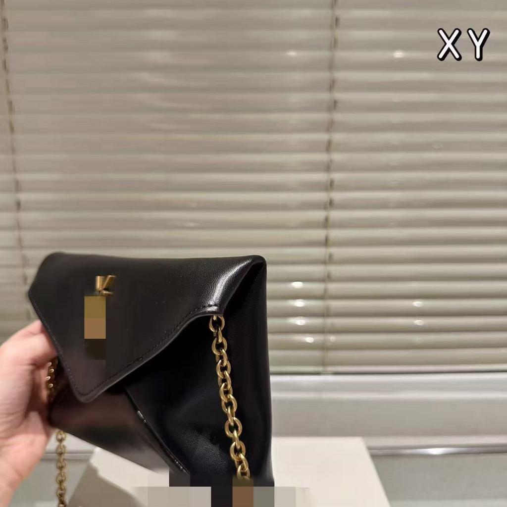 Eine Dropshipping-High-End-Weichbrot-Tasche für Damen, neue Vintage-Ketten-Ketten-Wolkenklappen-Umhängetasche