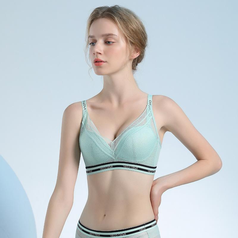 

Французский стиль Маленькая грудь Пуш-ап Нижнее белье Высококачественный шелк тутового дерева Бескаркасный женский бюстгальтер 85B