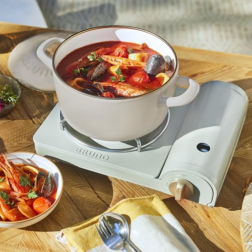 Bruno Fuji Enamel 20cm Double-Handled Pot, BHK280 [6760926] Greige