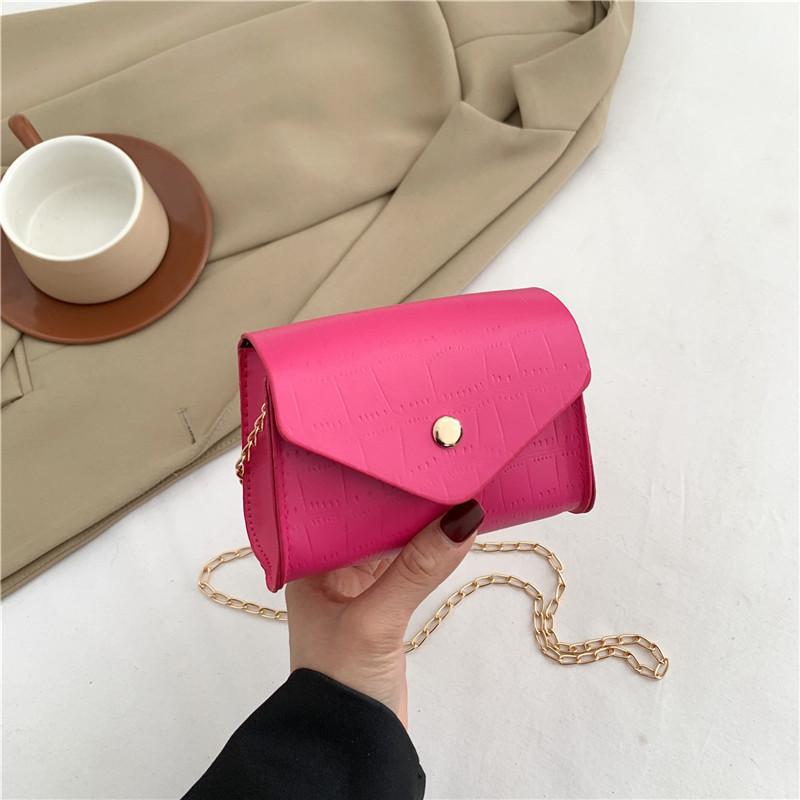 Fashionable Casual Shoulder Bag Stylish Crossbody Handbag With Chain For Women In Black White And Pink
