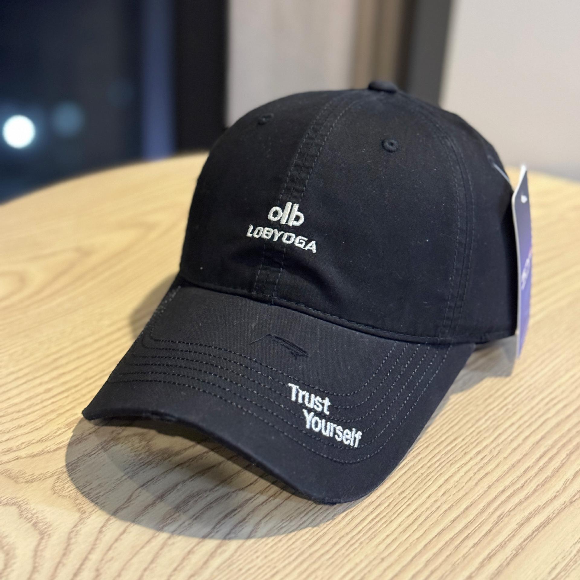 Vintage American street style simple embroidered soft-top baseball cap with deep fit for large head sizes, unisex sun protection cap Adult54-60Adjustable чёрный