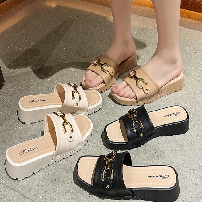 Summer High-heeled Cool Slippers for Women Fashionable Thick Soled Flat Drag Home Anti Slip Simple Gold Buckle