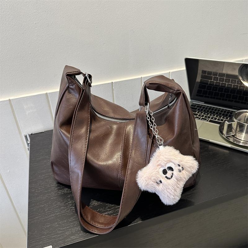 Fashionable Ins Crossbody Bag for Women's New Trendy Spring Retro Tote Bag College Style Casual Large Capacity Bag