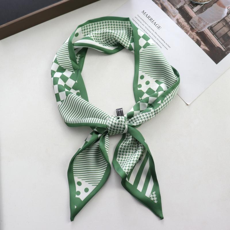 Sweet Strawberry Print Women Small Silk Scarf Handle Bag Ribbons Female Head Scarves Sharp Angle For Women  100*9cm