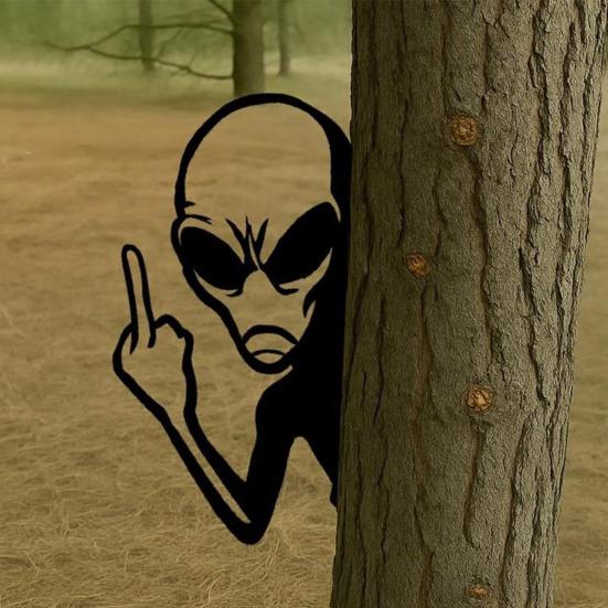 Yousheng Metal Alien Sign Peeping Around Alien Silhouette Sign Garden Decor Flip-off Alien Decoration for Outdoor Yard Tree Fence Post