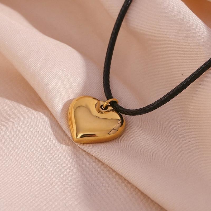 Fashion Neck Jewelry Heart Shape Pendant Necklace Chain Necklaces Rope Necklaces Alloy Material for Party Daily Wear
