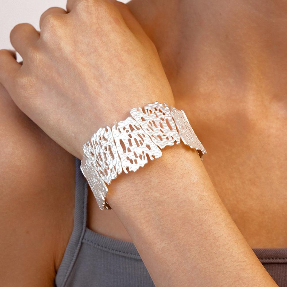 Flower Zinc Zinc Alloy Metal Wide Bangle Hollow Exaggerated Bracelet Creative Metal Cuff Bangles  Lady