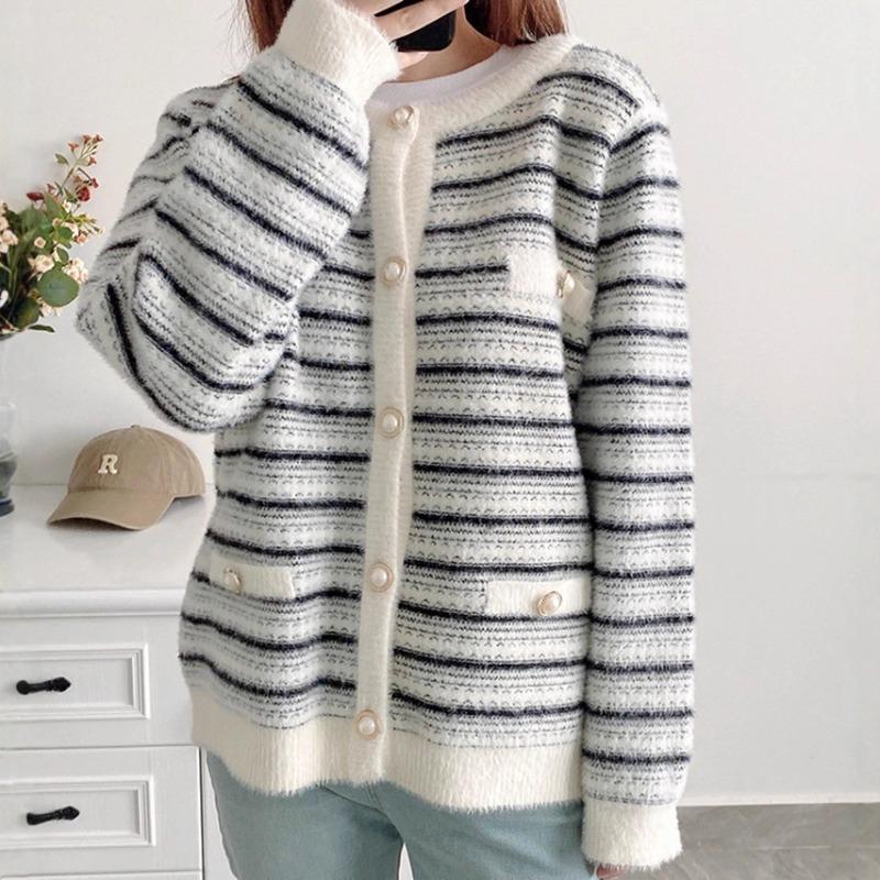 Knitted Sweater Cardigan New Small Fresh Imitation Mink Women's Fashion Design Sense Contrasting Striped Sweater