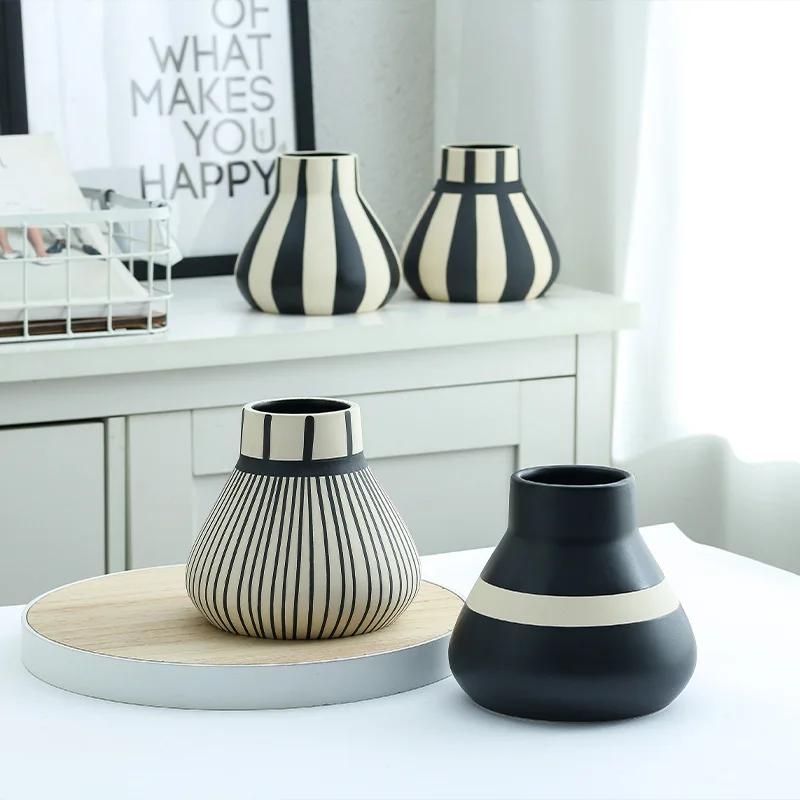 Retro Black and White Striped Ceramic Vase Decoration Nordic Wabi Sabi Style Living Room Bedroom Flower Arrangement Decoration