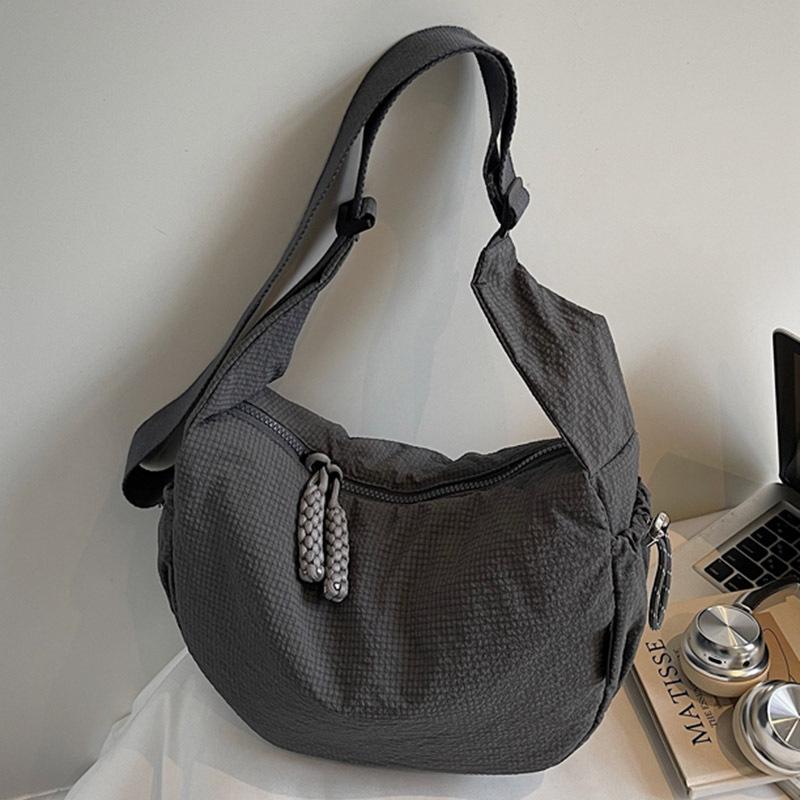 Japanese Style Casual Cloth Bag Crossbody Bag Female College Students Commuting To Class, Large Capacity Simple Dumpling Bag