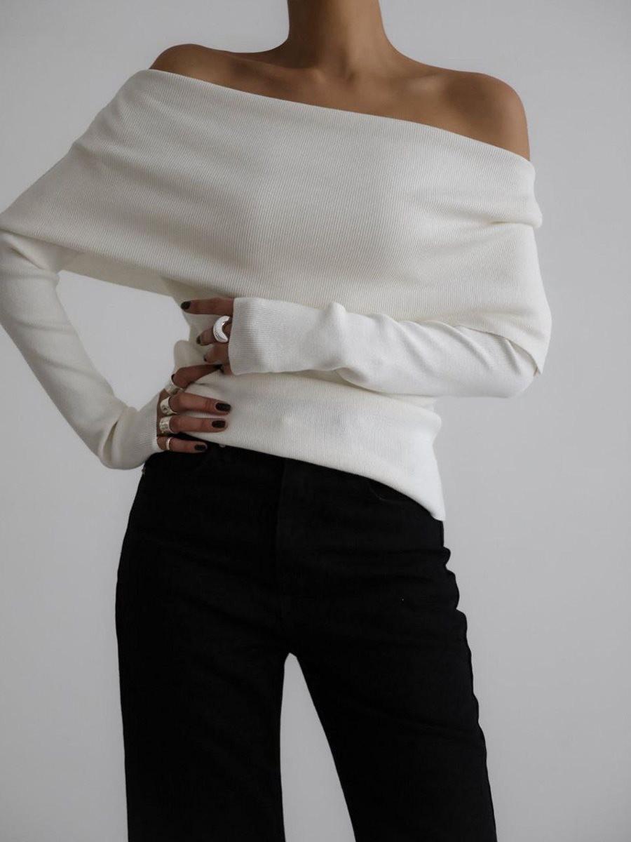 

A One,shoulder, Off,the,shoulder Base Layer Shirt For Women, Paired With A New Long,sleeved Knitted Sweater And Short, Slimming Top For Winter. S білий