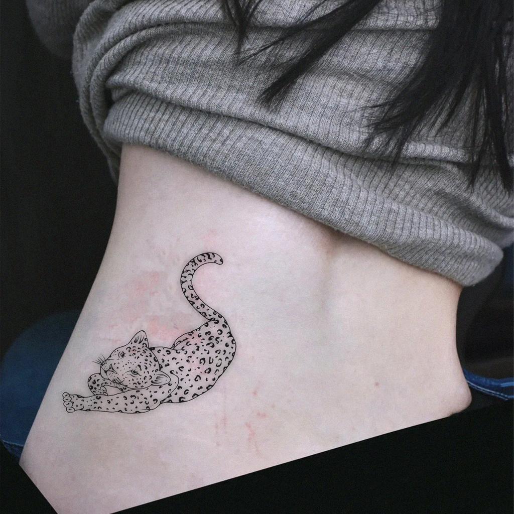 Minimalist Lines Leopard Tattoo Sticker Cold Lazy Waterproof Lasting Waist, Abdomen, Side Waist Exquisite Animal Pattern